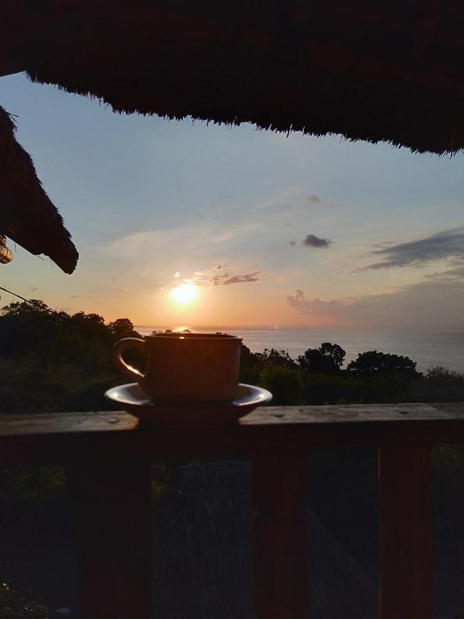 Gentari Homestay And Tour Batununggul エクステリア 写真