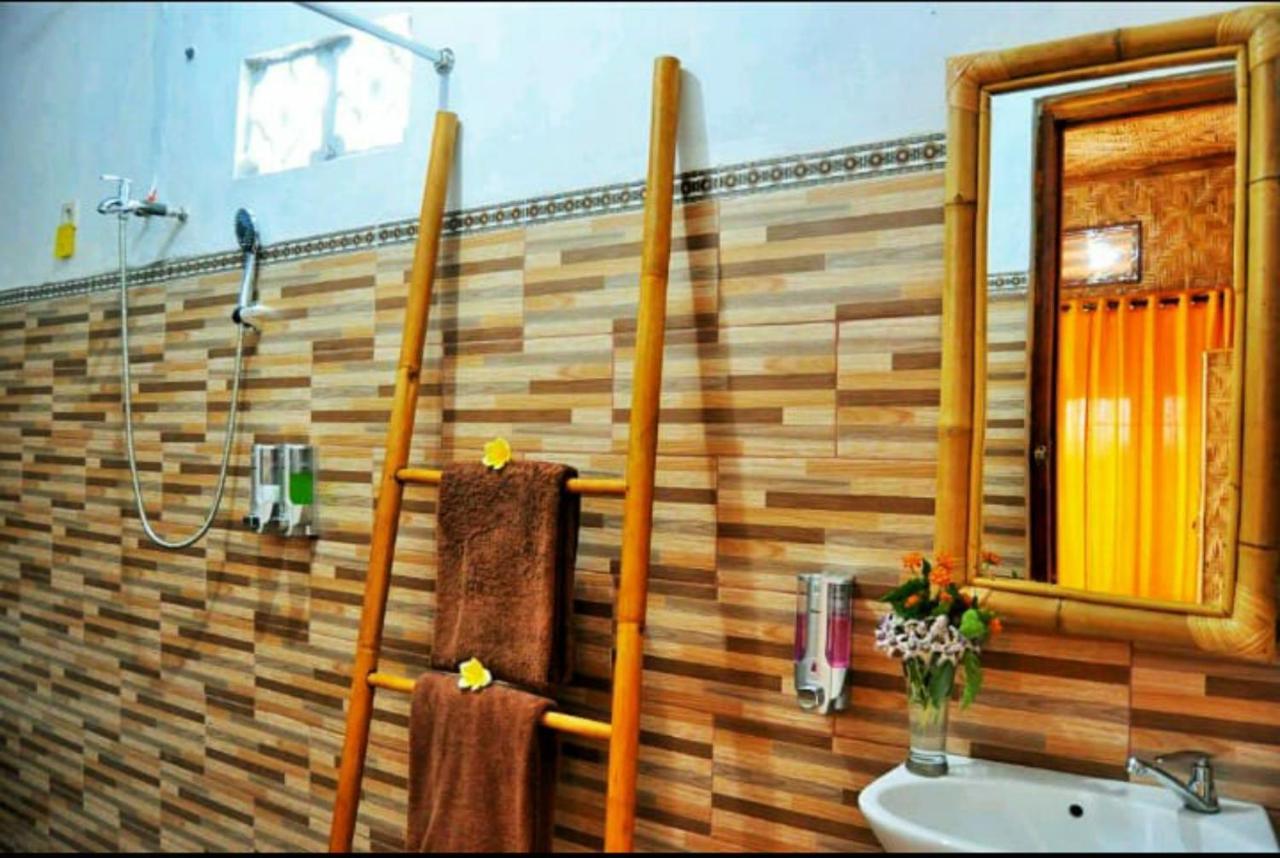 Gentari Homestay And Tour Batununggul エクステリア 写真