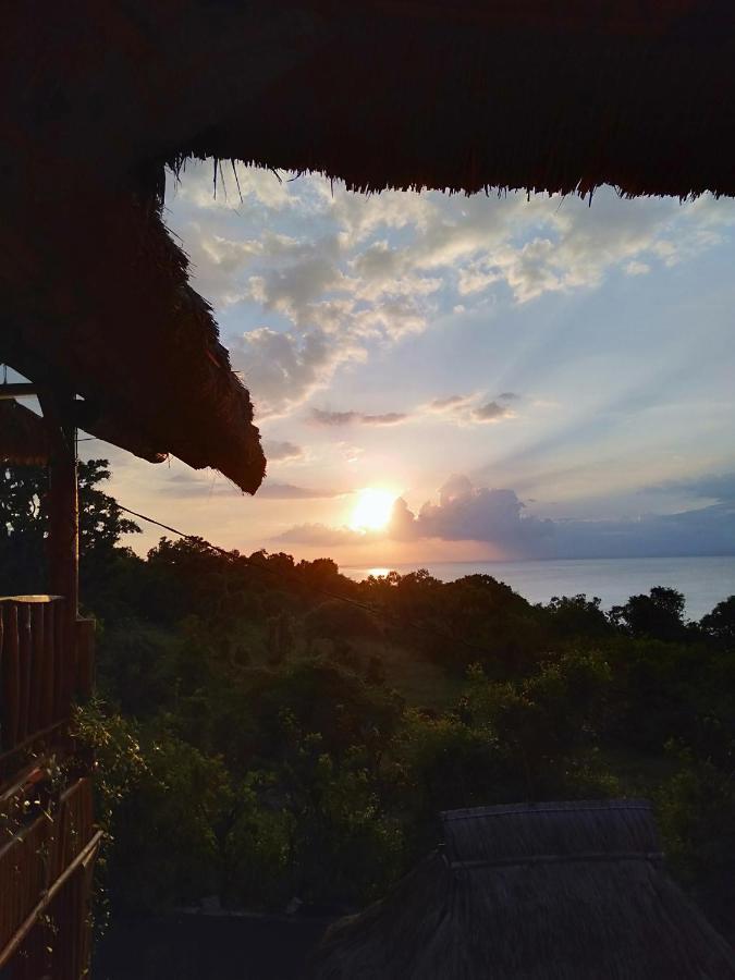 Gentari Homestay And Tour Batununggul エクステリア 写真
